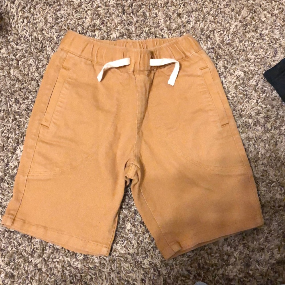 Art class by target khaki shorts